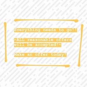 MAKE AN OFFER ❣️